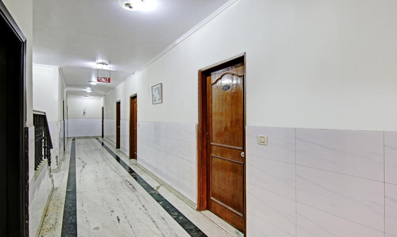 Hotel Singh Continetal Delhi Kültér fotó