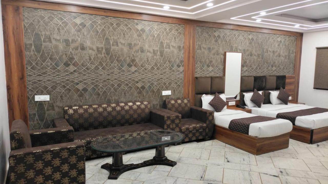 Hotel Singh Continetal Delhi Kültér fotó